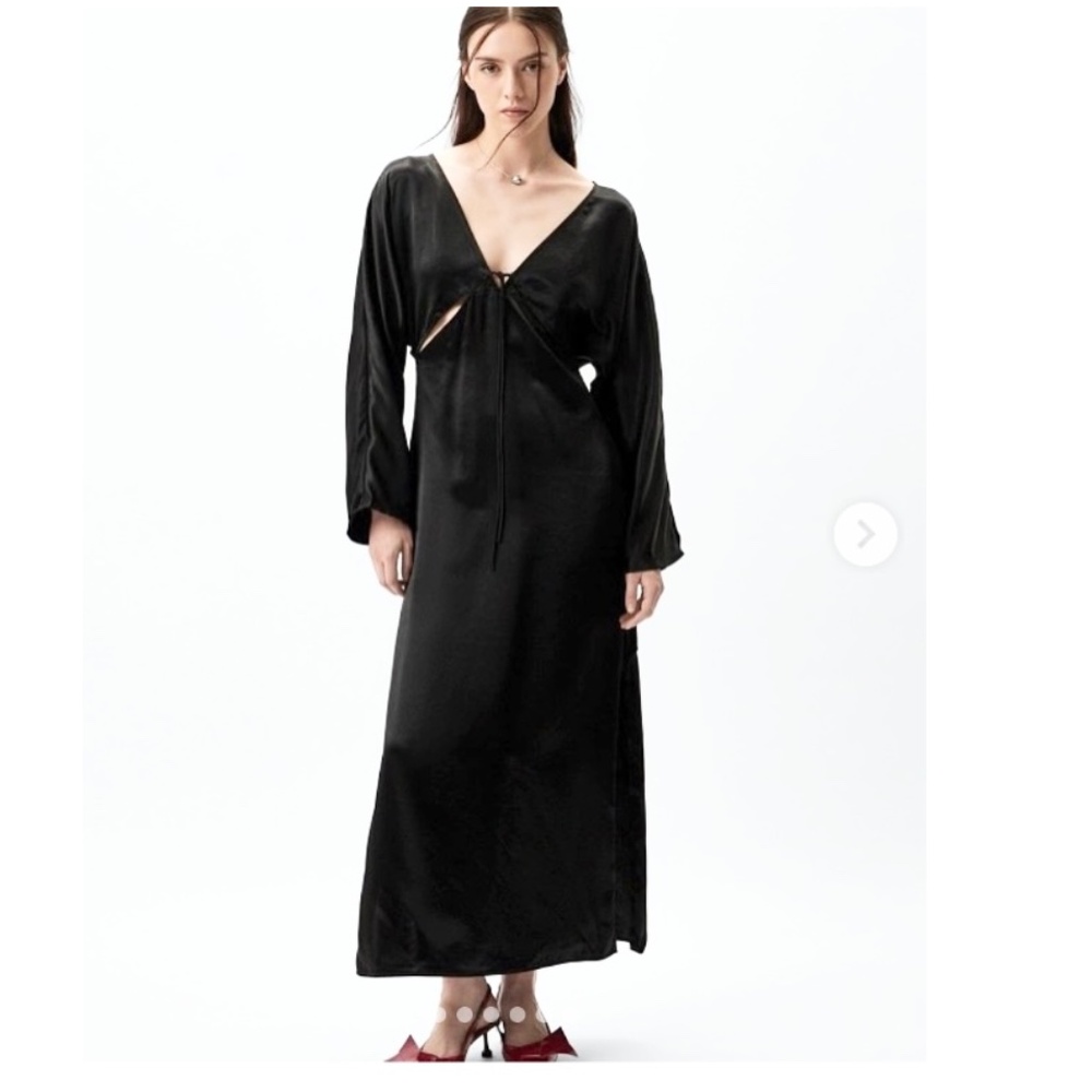 NWT H&M Black Maxi Dress Size S Cutout V-Neck Whimsigoth